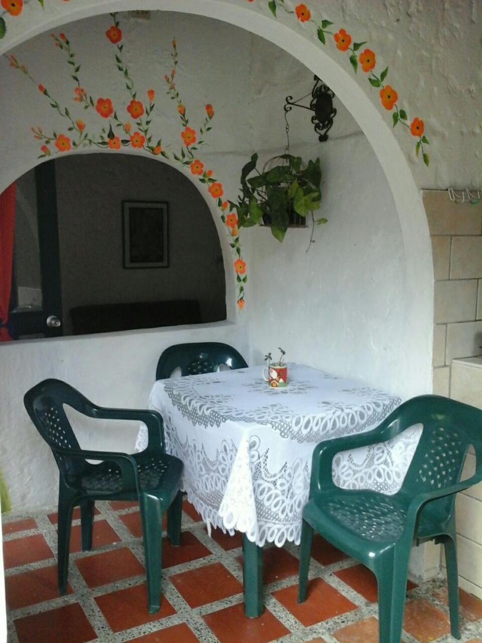 הוילה Guatapé Las Cabanas Castillos Del Lago מראה חיצוני תמונה